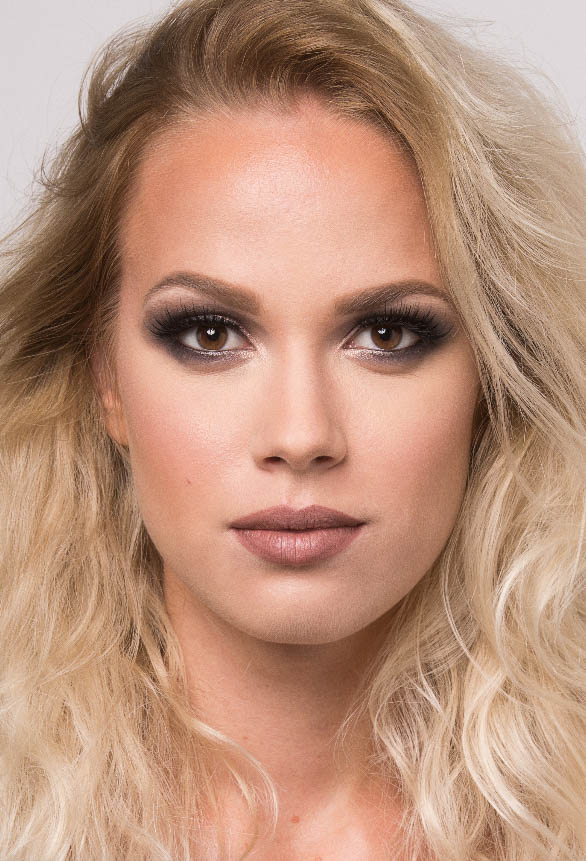 Instaglam vs. Beauty Editorial - ID13902_01.jpg?v=1566310417