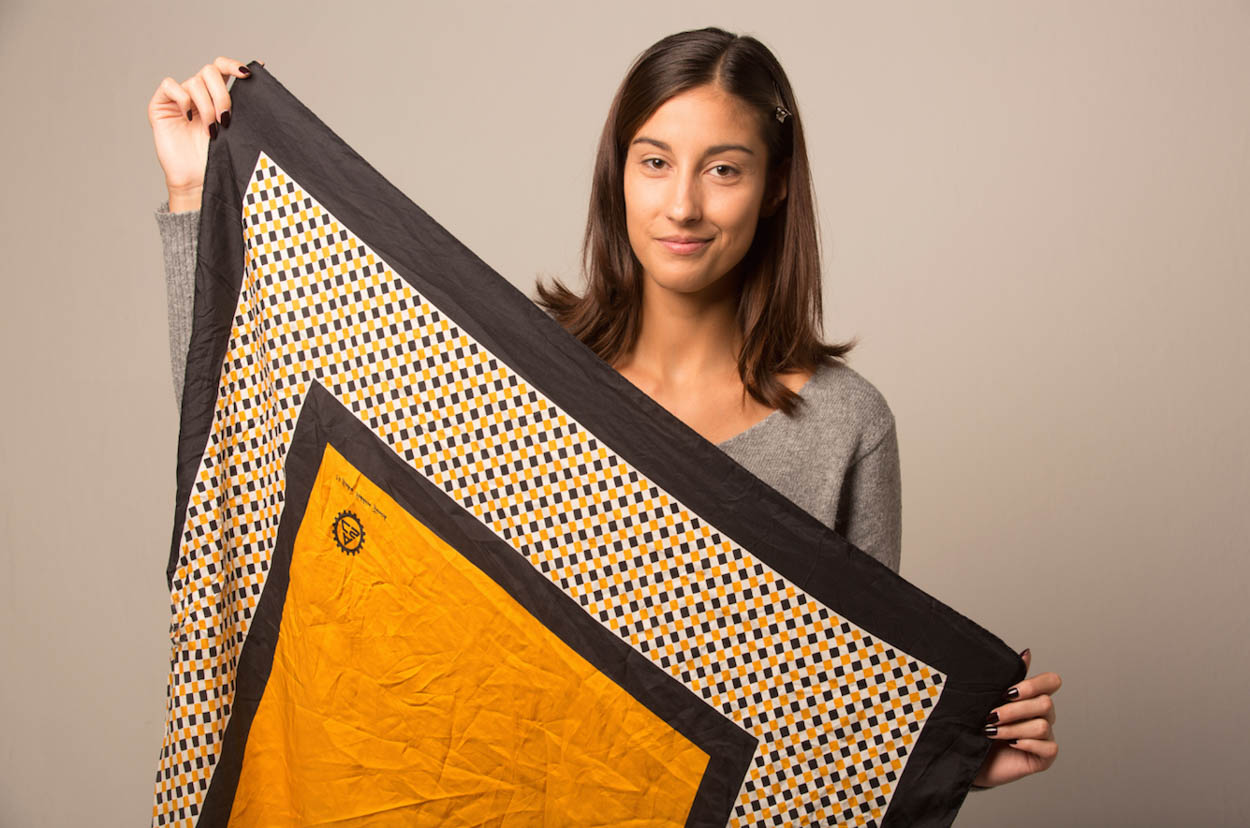 ein cooler Frühlingslook mit einem Haarband - ID13936_01.jpg?v=1566310419