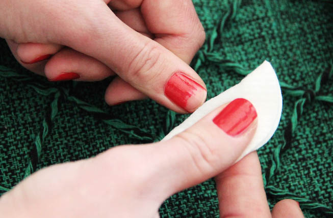 Ein einfaches Ombre-Naildesign - ID13990_03.jpg?v=1566310420