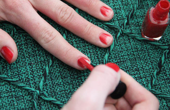 Ein einfaches Ombre-Naildesign - ID13990_04.jpg?v=1566310420