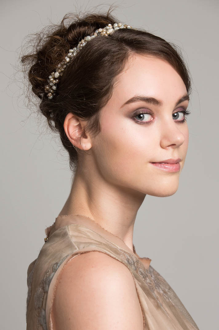 einfache Hochsteckfrisur mit Haarschmuck - ID14017_07.jpg?v=1566310421