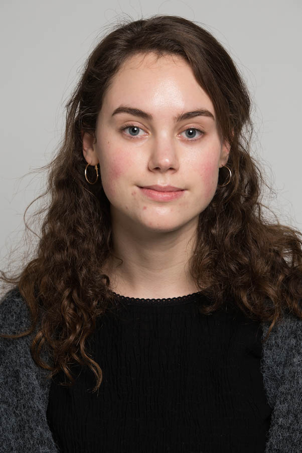 Hautperfektion – wie decke ich Rötungen und Pickel ab? - ID14024_01.jpg?v=1566310422