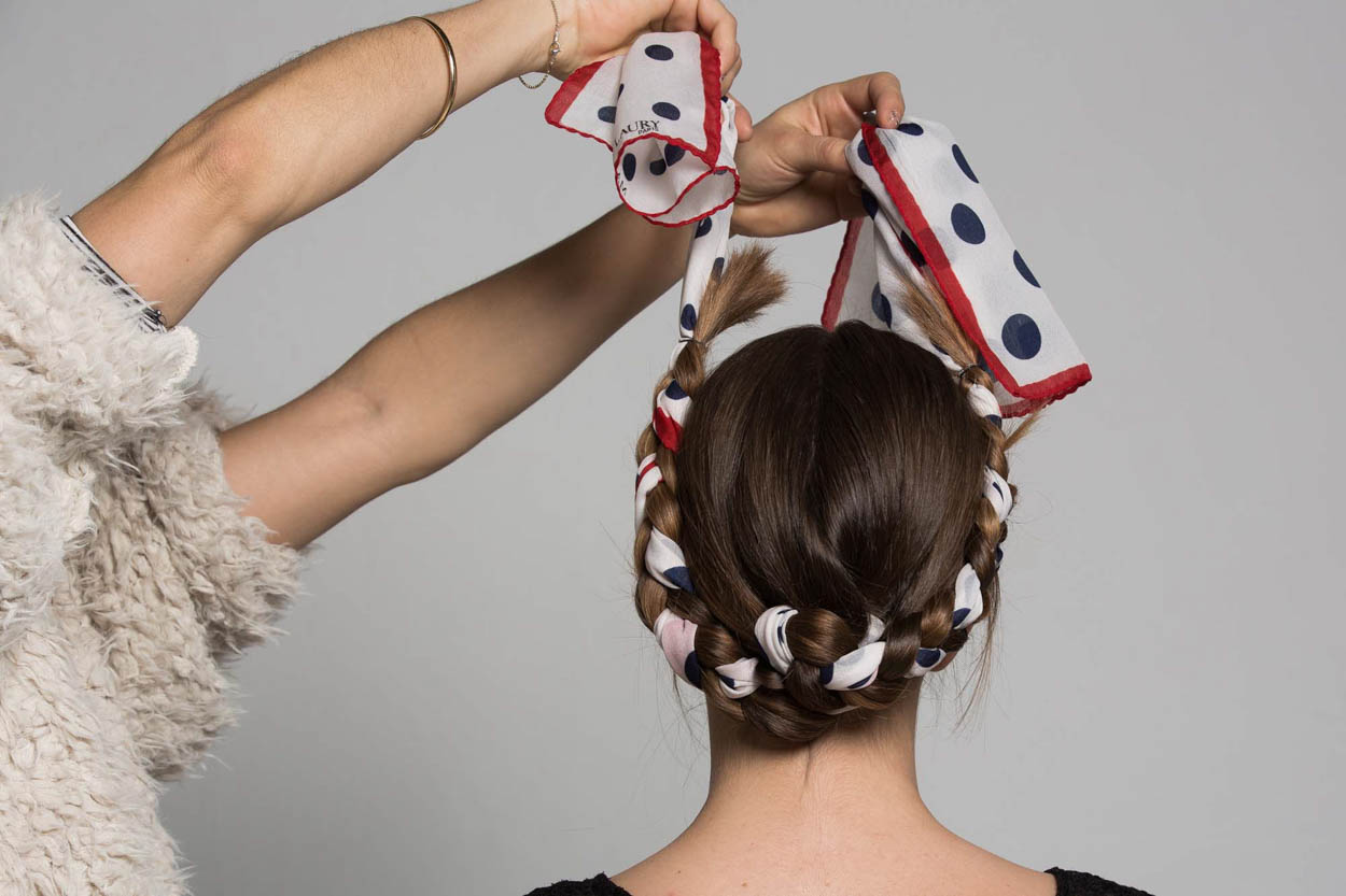 Zopffrisur mit einem Tuch - ID14191_05.jpg?v=1566310427