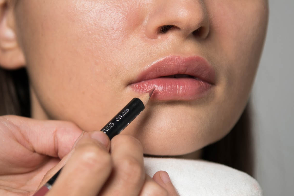 Comment faire un teint frais et nude - ID14349_02.jpg?v=1566310430