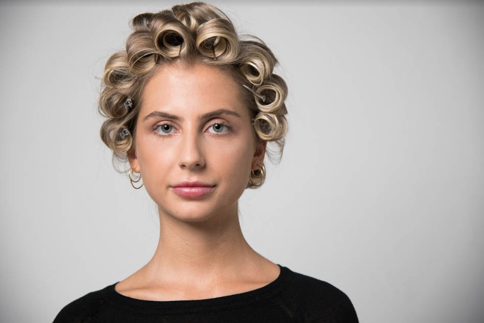 Eine einfache Hochsteckfrisur für jede Frau - ID14360_03.jpg?v=1566310431