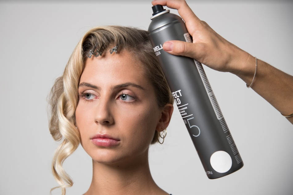 Eine einfache Hochsteckfrisur für jede Frau - ID14360_09.jpg?v=1566310431