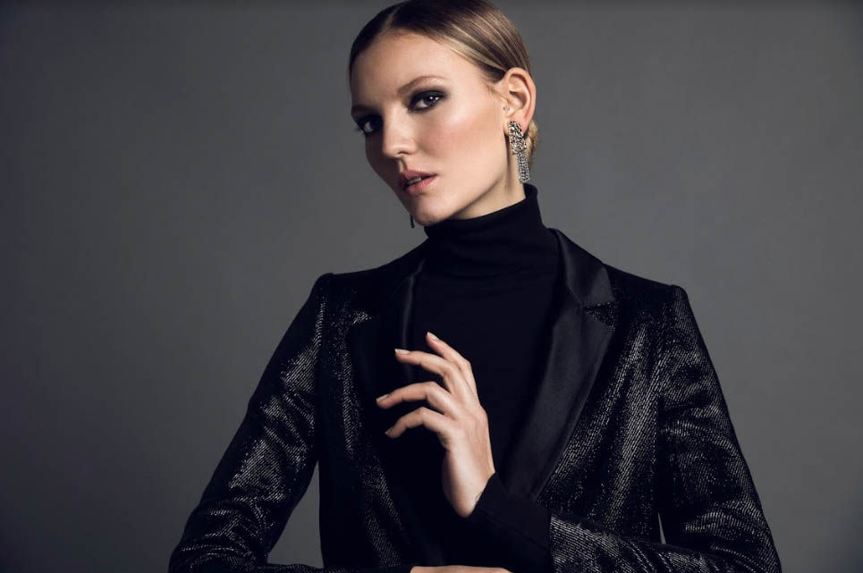 SMOKING VERSUS “DAS KLEINE SCHWARZE” - ID14383_02.jpg?v=1566310431