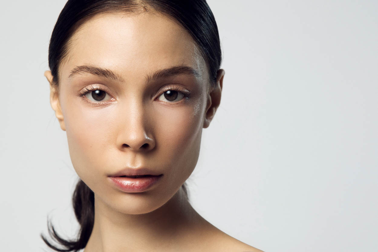 Frühlingstrend 2019: Der Glossy / Nude Look - ID14398_09.jpg?v=1566310432