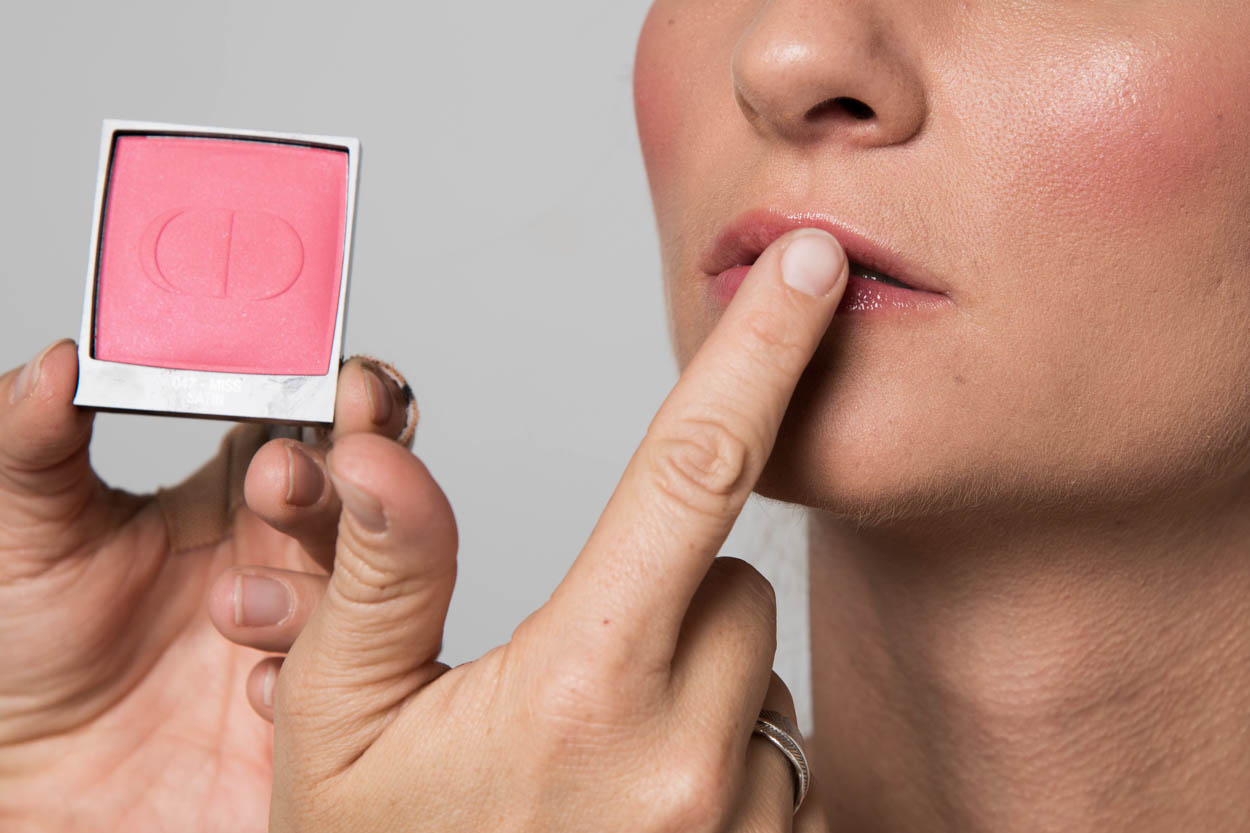 Blush Look - ID14402_03.jpg?v=1566310433