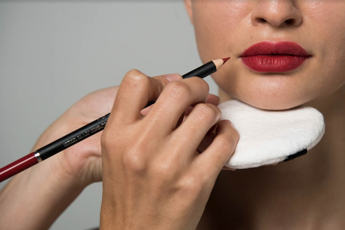 Ein Lippenlook für den roten Teppich! - ein-lippenlook-f--r-den-roten-teppich--ID14350_01.jpg?v=1567694741