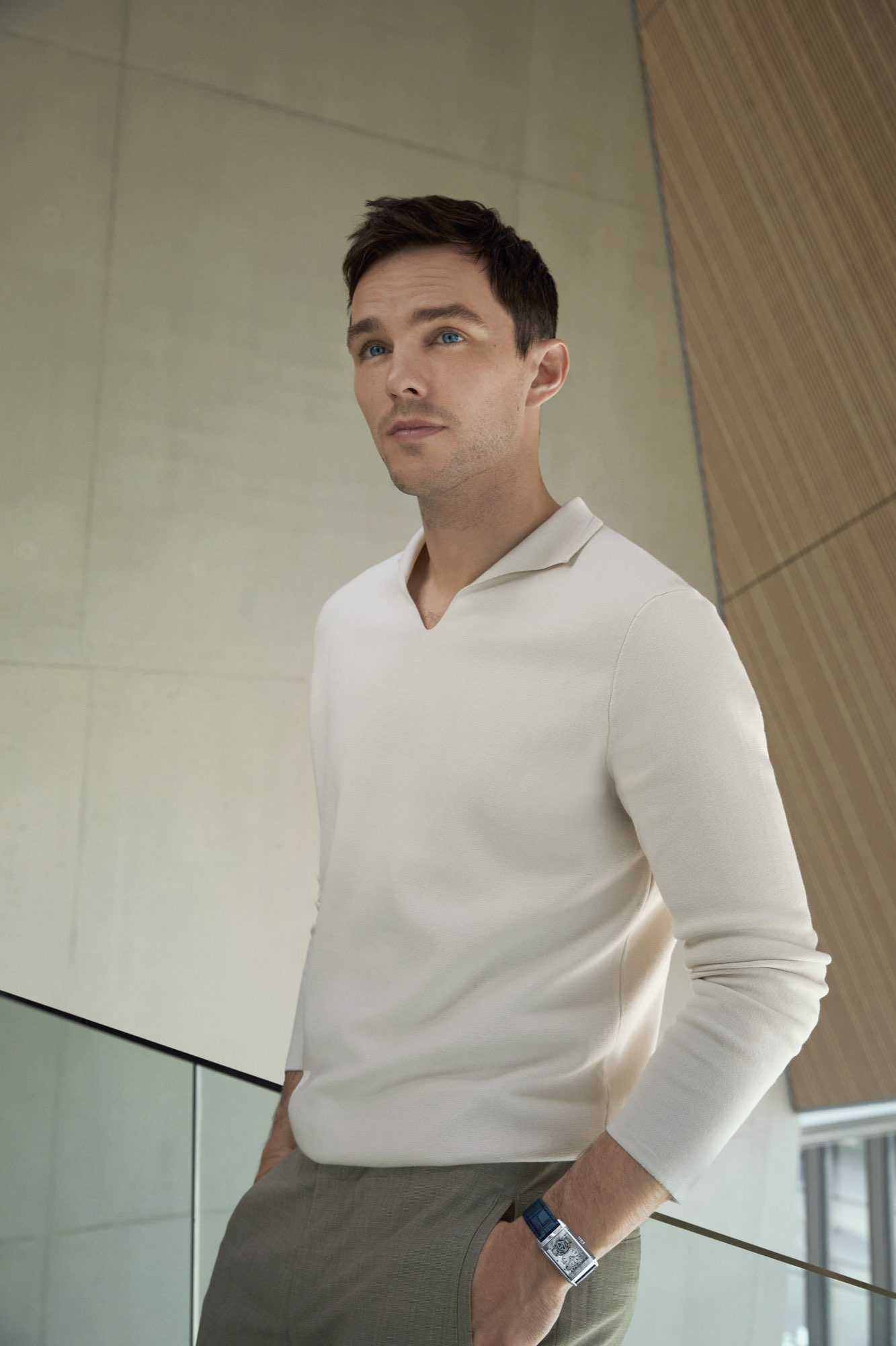 New work of Fabienne for Jaeger LeCoultre with Nicholas Hoult - neue-arbeit-von-fabienne-f--r-jaeger-lecoultre-mit-nicholas-hoult-ID14732-03.jpeg?v=1639040424