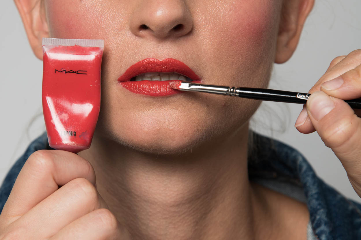 Red Monochrome - red-monochrome-ID14405_03.jpg?v=1588673063