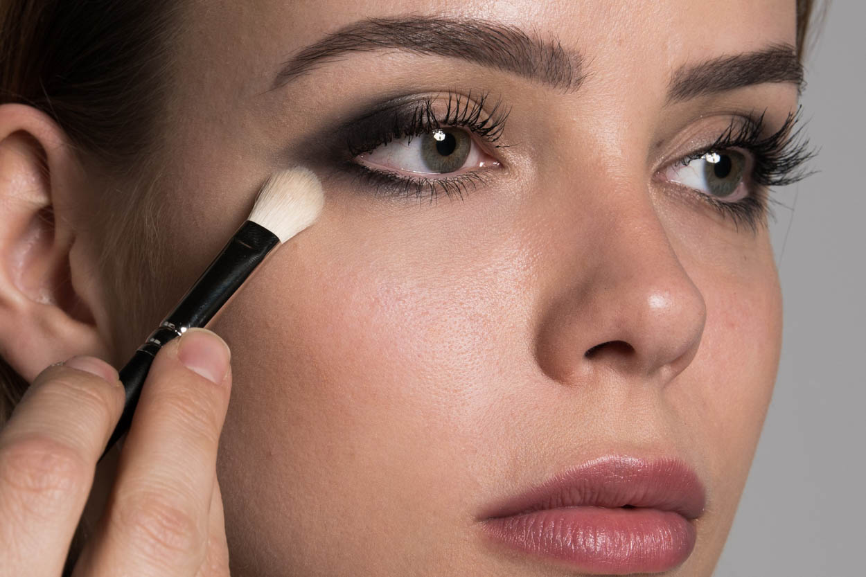 The Body Shop Smokey Eyes - the-body-shop-smokey-eyes--ID14433_02.jpg?v=1580917326