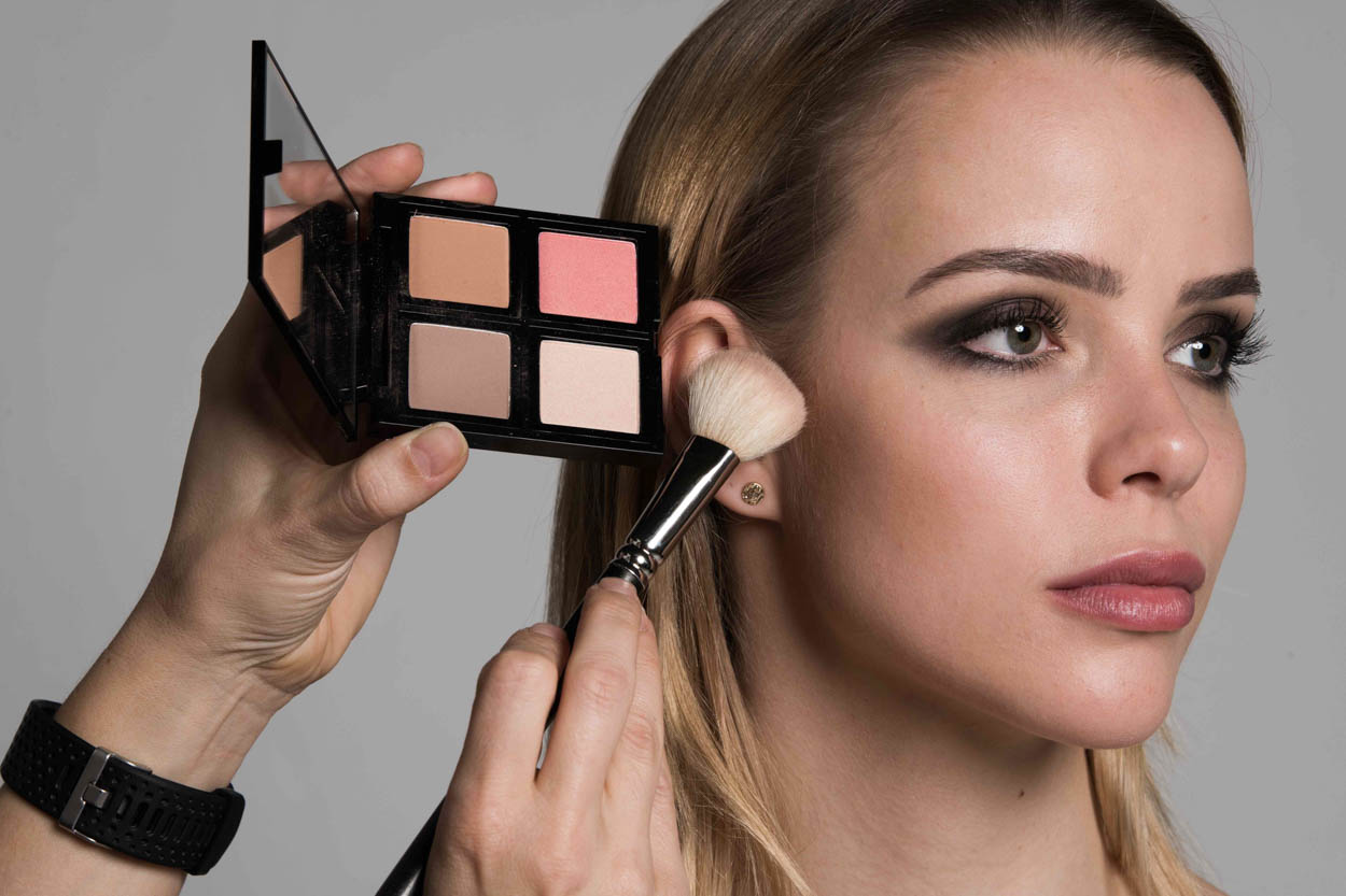 The Body Shop Smokey Eyes - the-body-shop-smokey-eyes--ID14433_06.jpg?v=1580917326