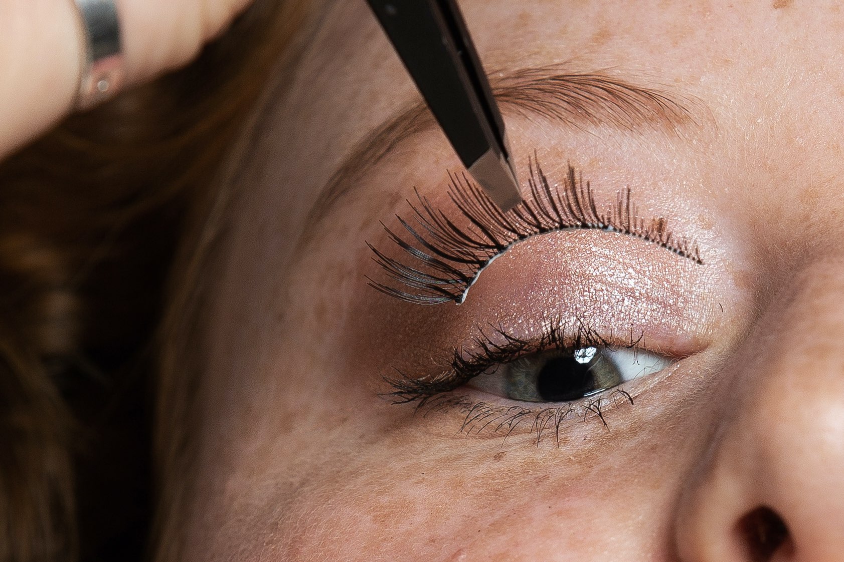 Wie klebe ich Fake Lashes - wie-klebe-ich-fake-lashes-ID14534-6.jpeg?v=1584459764